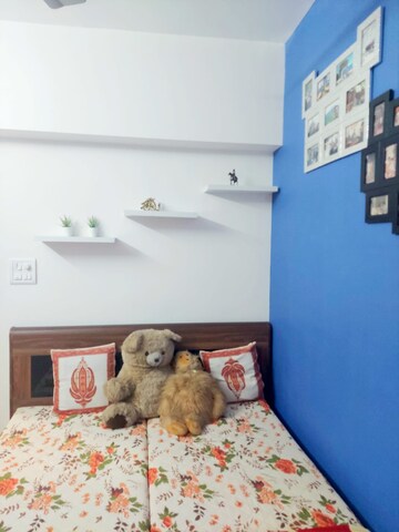 Furnished Amenities in 1 BHK Apartment at Hill View CHS Haware City, Haware City – for Rent