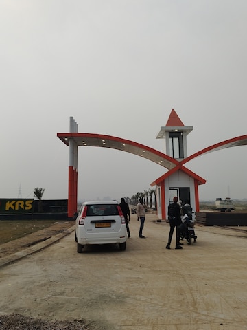 Plot For Resale in Nh 19 Vrindavan  8003635