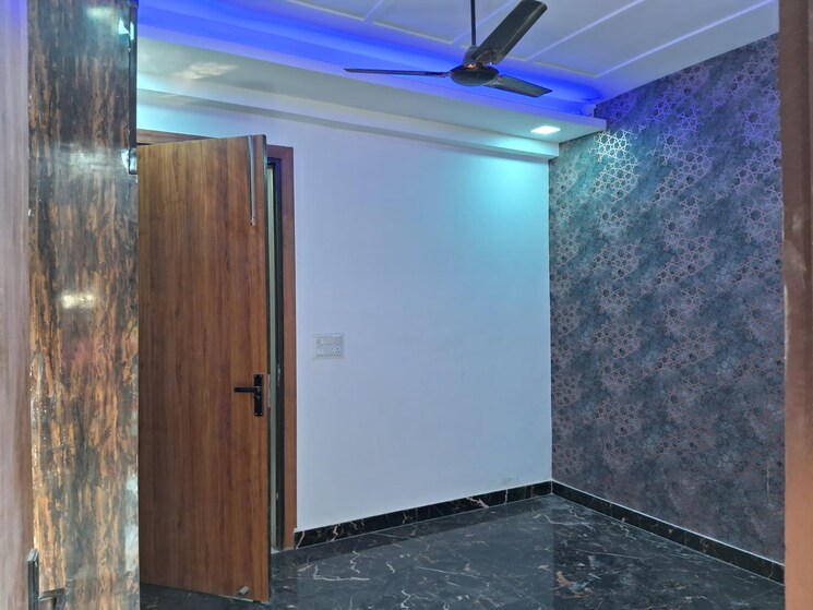 Room, upsidc site b 2 Bedroom 1050 Sq.Ft. Builder Floor In Upsidc Site B Greater Noida 8003642