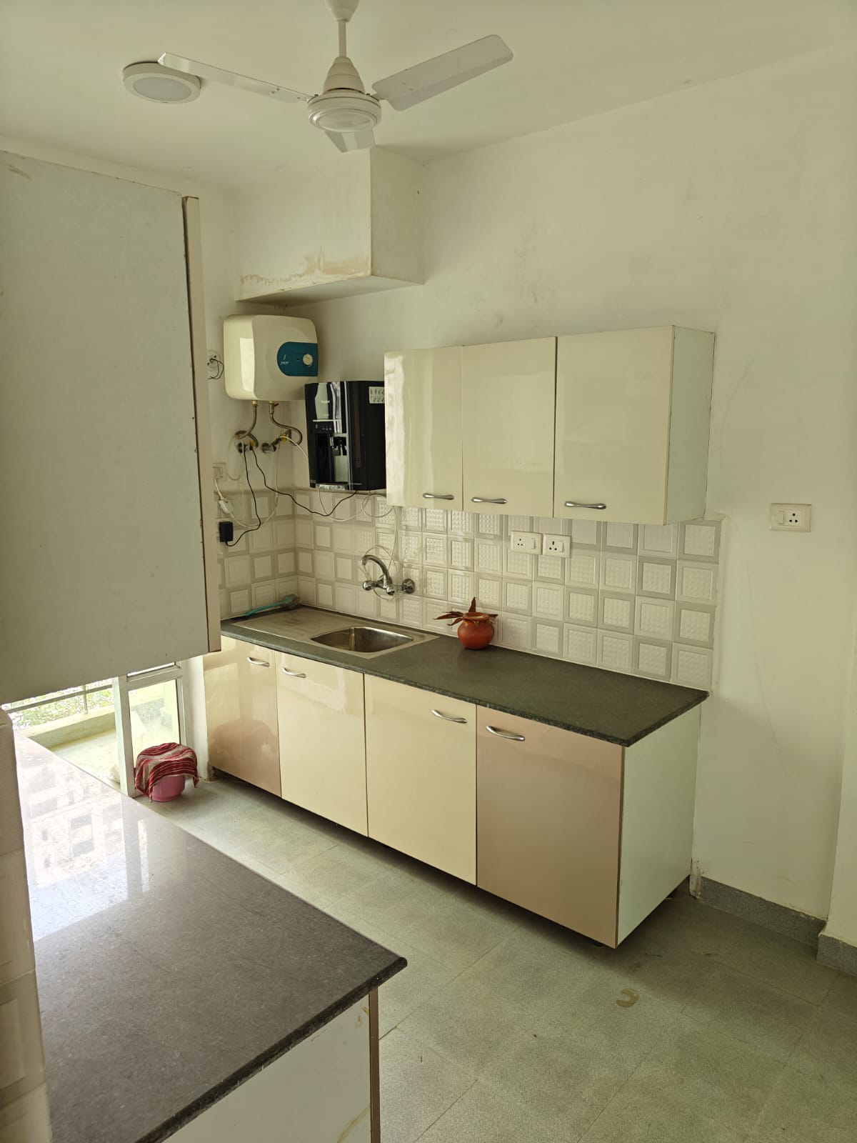 2 BHK Apartment For Sale in Ansal Celebrity Meadows