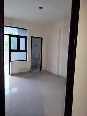 Master Bedroom in 3 BHK Apartment at Amolik Sankalp, Sector 85 – for Rent