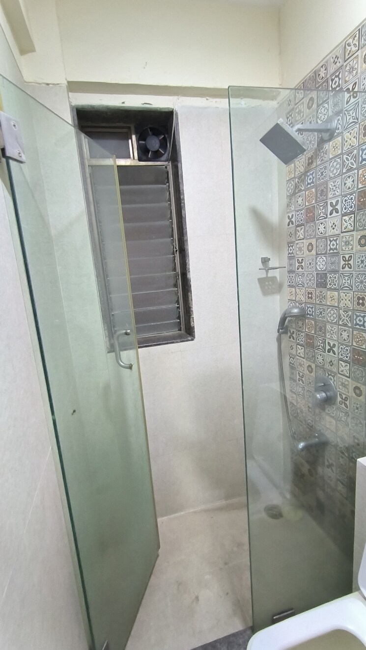 Bathroom, siddhivinayak-horizon 3 Bedroom 1300 Sq.Ft. Apartment In Prabhadevi Mumbai 8003669