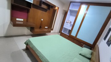 Master Bedroom in 3 BHK Apartment at Siddhivinayak Horizon, Prabhadevi – for Sale