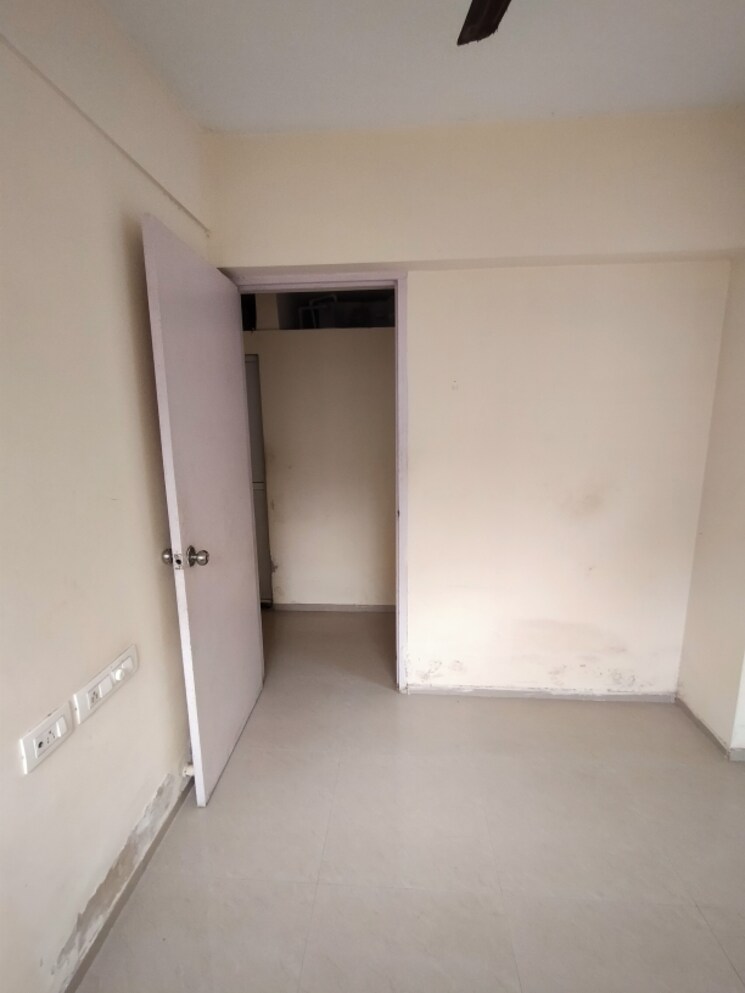 Room, laxmi-avenue-d-global-city-ph-1 2 Bedroom 830 Sq.Ft. Apartment In Virar West Palghar 8003685