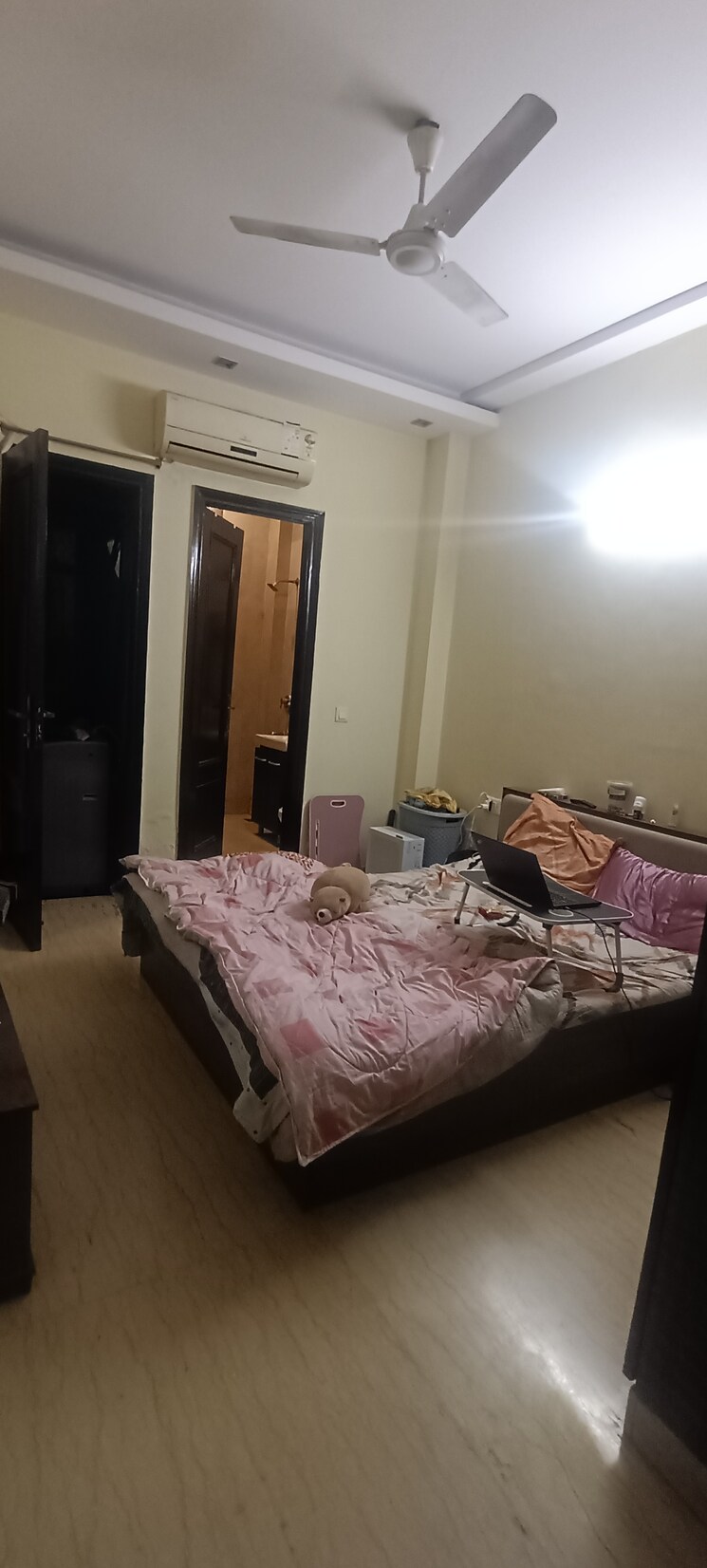 Bedroom, chittaranjan park 2.5 Bedroom 1200 Sq.Ft. Builder Floor In Chittaranjan Park Delhi 8003691