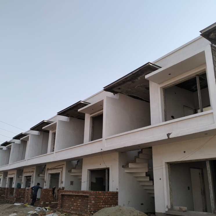 Other, sunny enclave 2 Bedroom 100 Sq.Yd. Independent House In Sunny Enclave Mohali 8003698