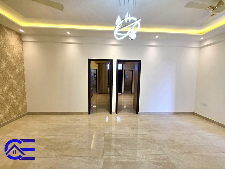 Room, sector 20 3 Bedroom 1556 Sq.Ft. Apartment In Sector 20 Panchkula 8003709