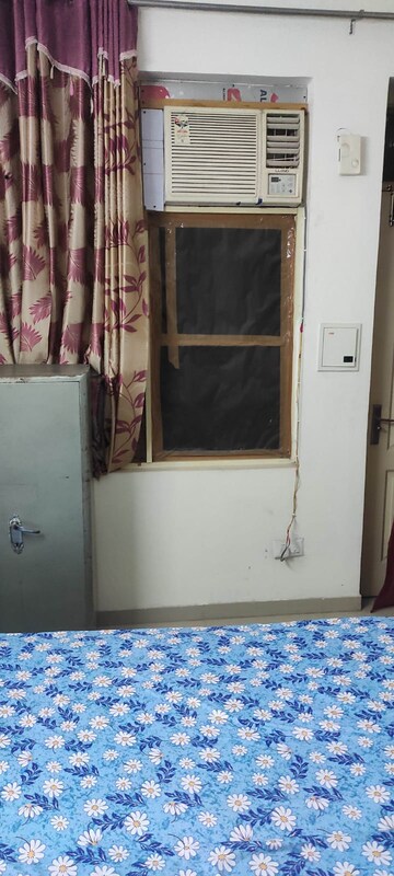 Furnished Amenities in Studio Apartment at Sushma Elite Cross, Dhakoli Village – for Rent