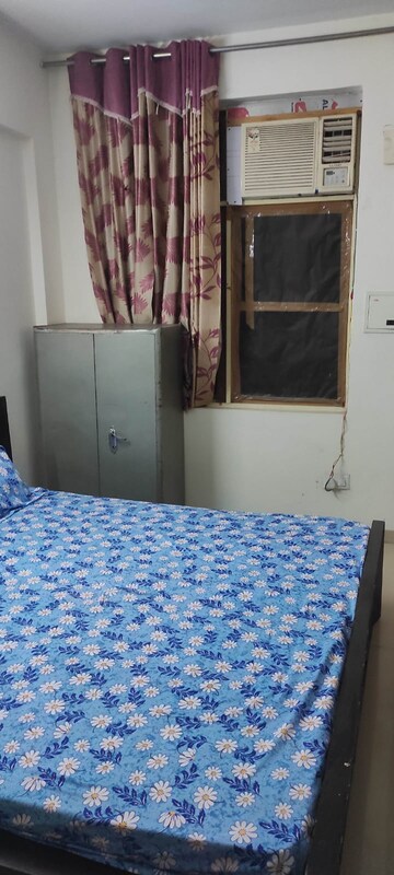 Bedroom in Studio Apartment at Sushma Elite Cross, Dhakoli Village – for Rent