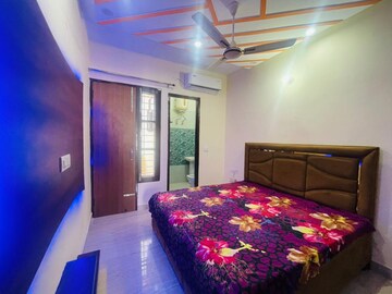 Bedroom in 2 BHK Apartment at Vip Road – for Rent