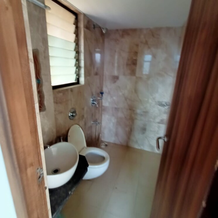 Bathroom, lodha-imperia 3 Bedroom 1250 Sq.Ft. Apartment In Valmik Nagar Mumbai 8003787