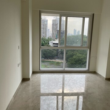 Room in 2.5 BHK Apartment at Lodha Imperia, Valmik Nagar – for Sale