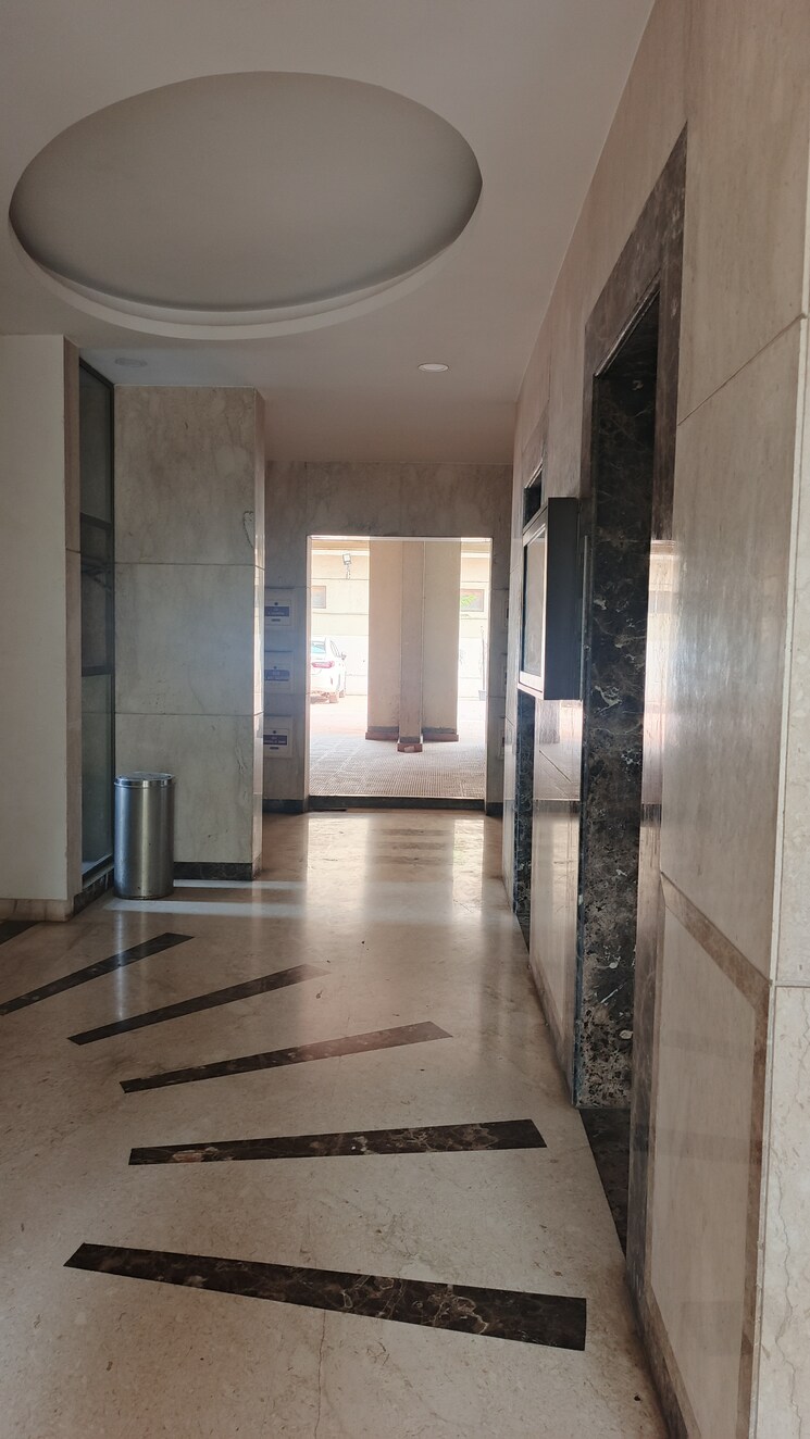 undefined, renaissance-tower 2 Bedroom 900 Sq.Ft. Apartment In Andheri West Mumbai 8003808