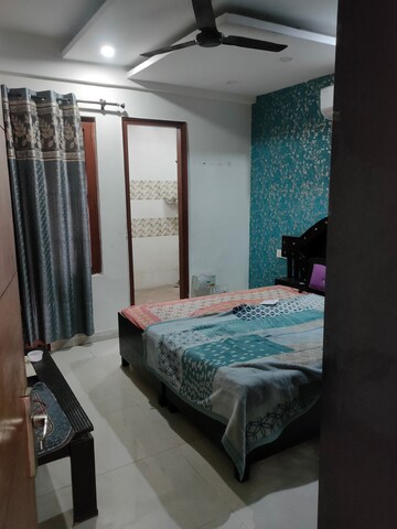 Bedroom in 3 BHK Apartment at Peer Mucchalla – for Rent
