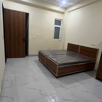 Room in  Pg at Sector 69 – for Rent