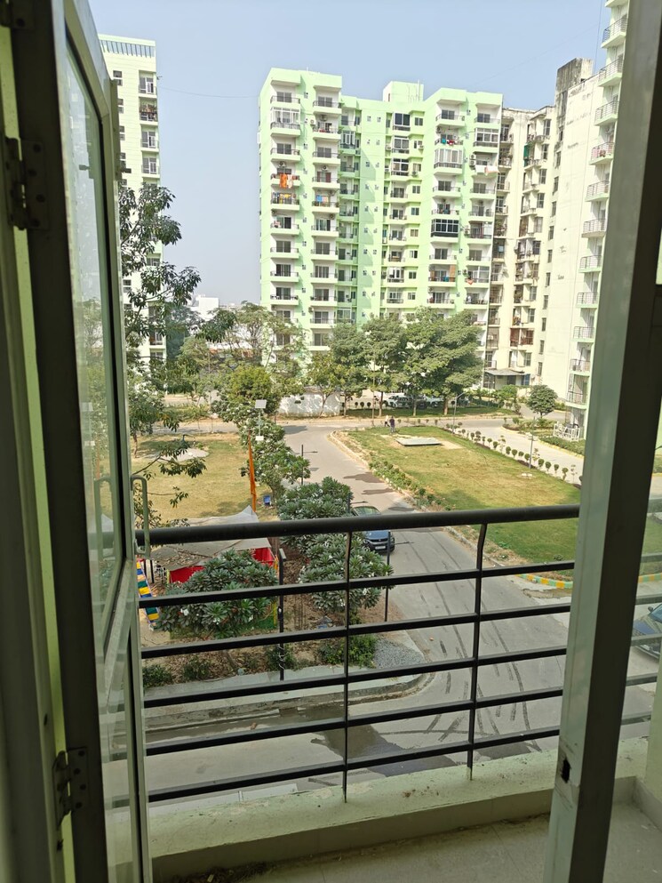 Balcony, ansal-celebrity-meadows 2 Bedroom 1350 Sq.Ft. Apartment In Sushant Golf City Lucknow 8003886