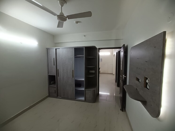 Room, amrapali-heartbeat-city 3.5 Bedroom 2120 Sq.Ft. Apartment In Sector 107 Noida 8003902