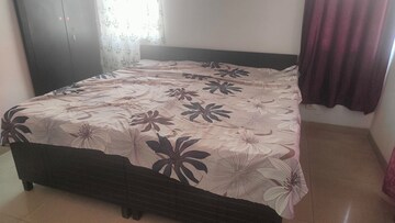 Bedroom in 3.5 BHK Apartment at Amrapali Heartbeat City, Sector 107 – for Sale