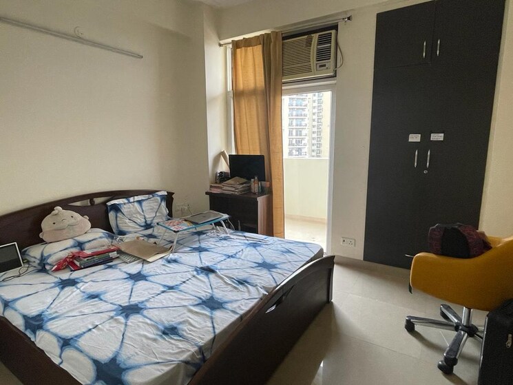 Master Bedroom, amrapali-heartbeat-city 3.5 Bedroom 1735 Sq.Ft. Apartment In Sector 107 Noida 8003904