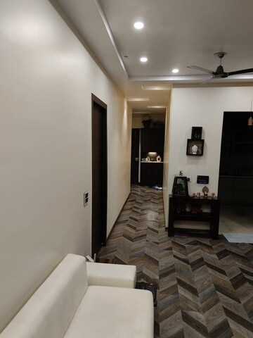Building Lobby in 3 BHK Apartment at Ambience Tiverton, Sector 50 – for Rent