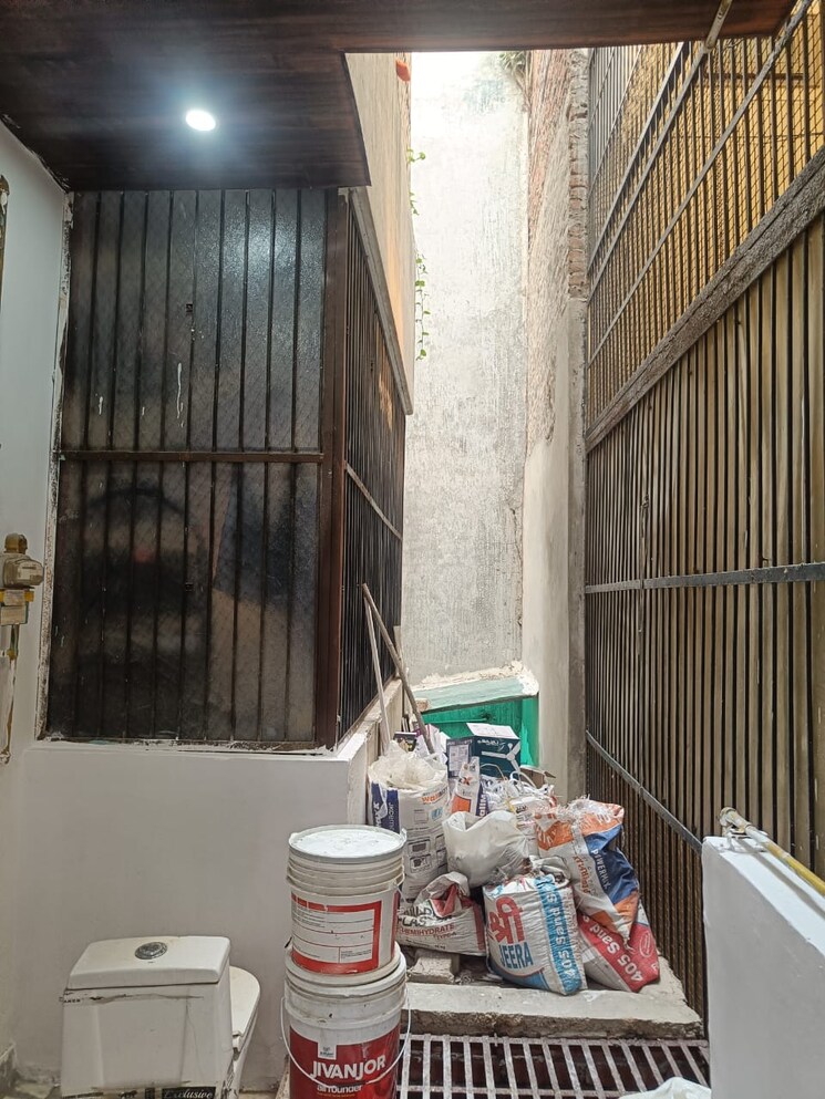 Kitchen, mahagun-medalleo 3 Bedroom 2500 Sq.Ft. Apartment In Sector 107 Noida 8003963