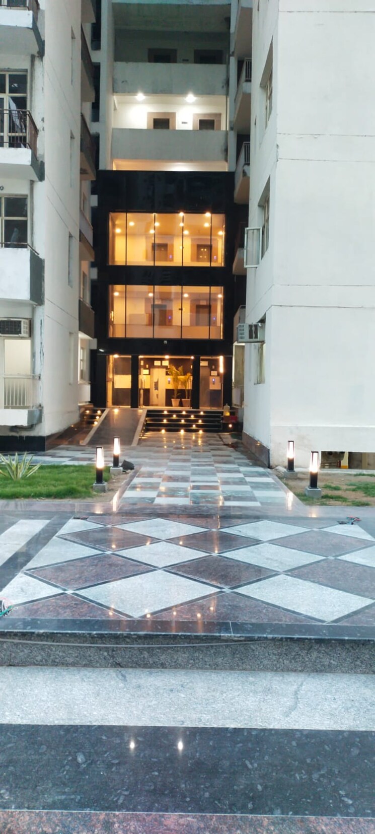Exterior View, mahagun-medalleo 5 Bedroom 7450 Sq.Ft. Apartment In Sector 107 Noida 8004018