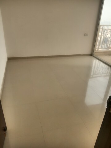 Room in 2 BHK Apartment at Mahagun Mywoods, Sector 16c Greater Noida – for Rent
