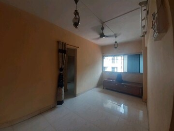 1 BHK Apartment For Rent in Bhoomi Samarth, Goregaon East