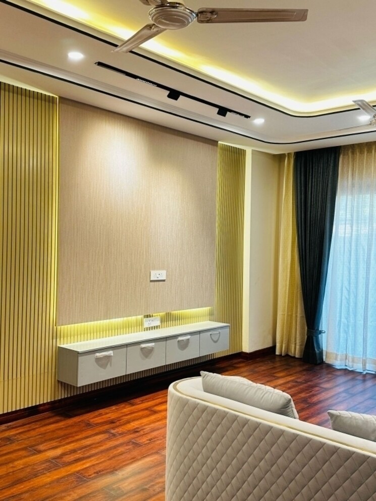 Bedroom, sector 71 3 Bedroom 1260 Sq.Ft. Builder Floor In Sector 71 Gurgaon 8004135