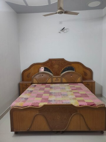 Furnished Amenities in 2 BHK Builder Floor at Supreme Homes, Dhakoli Village – for Rent