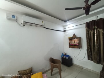 Living Room in 2 BHK Builder Floor at Supreme Homes, Dhakoli Village – for Rent