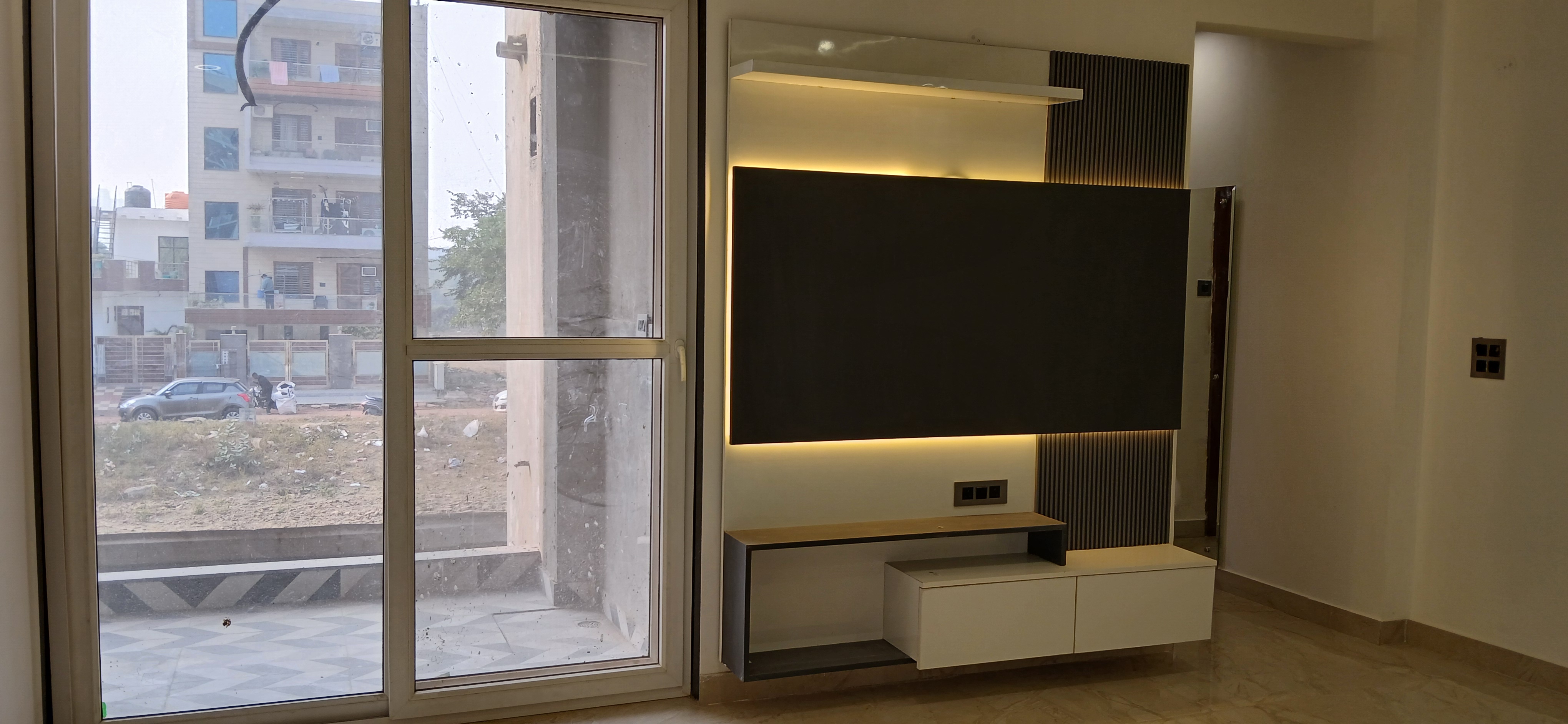 4 BHK + Pooja Room,Servant Room,Study Room,Extra Room Builder Floor For Sale in Puri Aman Vilas