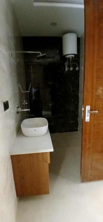 Attached Bathroom in 4 BHK Builder Floor at Sector 85 – for Sale