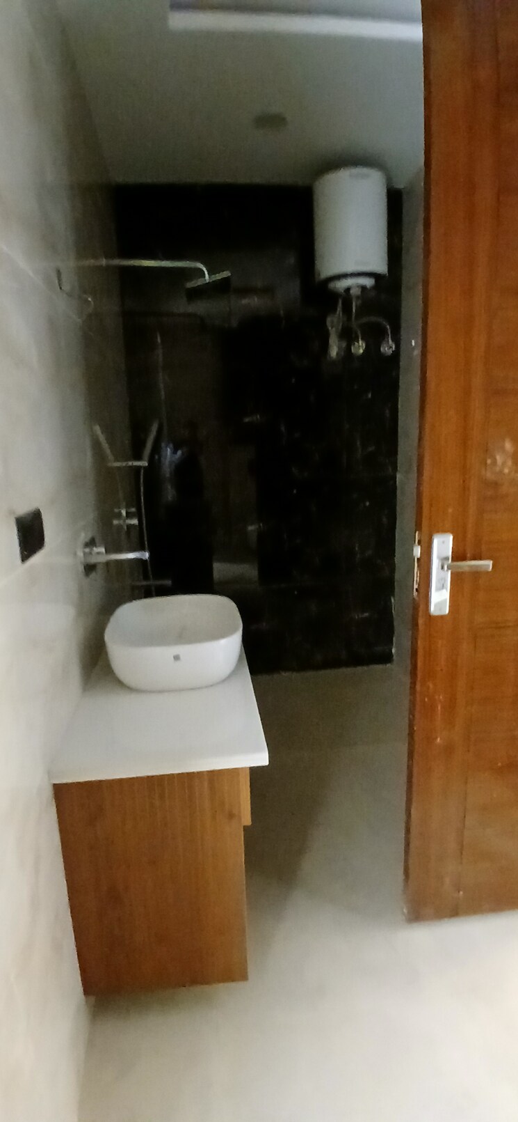 Attached Bathroom, sector 85 4 Bedroom 350 Sq.Yd. Builder Floor In Sector 85 Faridabad 8004260