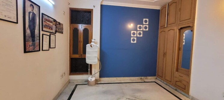 Room, anand vihar 3 Bedroom 1500 Sq.Ft. Builder Floor In Anand Vihar Ghaziabad 8004287