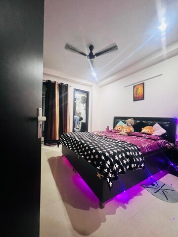 Bedroom in 1 BHK Builder Floor at Ansal Sushant Lok I, Sector 43 – for Rent