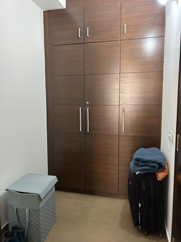 Master Bedroom in 1 BHK Builder Floor at Sector 40 – for Rent