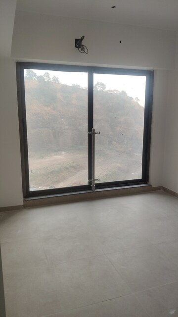 Master Bedroom in 2 BHK Apartment at Kanakia Silicon Valley, Powai – for Rent