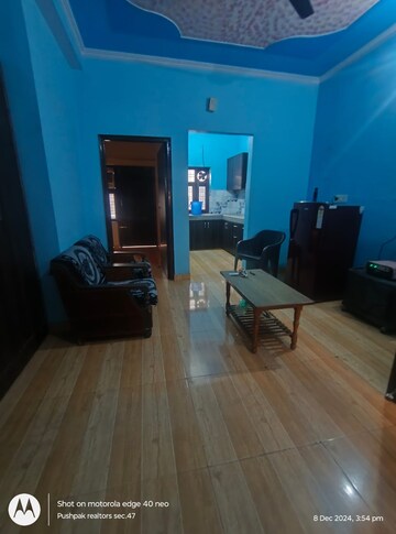 Living Room in 2 BHK Builder Floor at Sector 38 – for Rent
