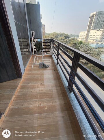 Balcony in 2 BHK Builder Floor at Sector 38 – for Rent