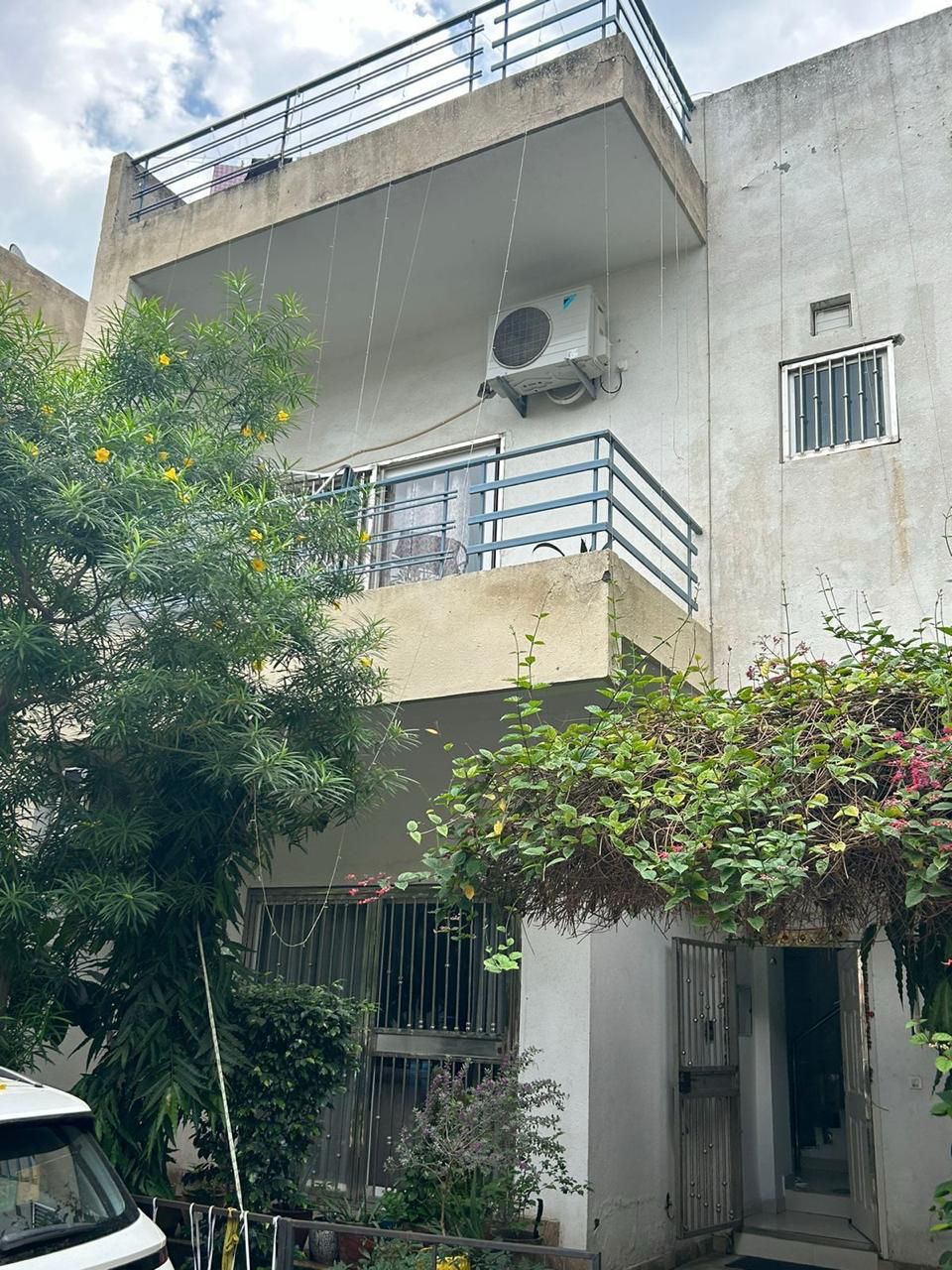 Plot For Sale in Eros Sampoornam