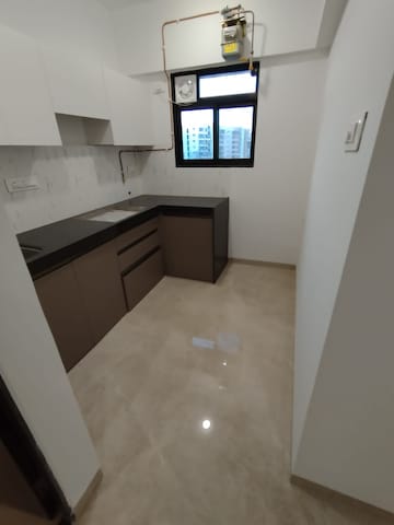 1 BHK Apartment For Rent in Ruparel Elara Kandivali West Mumbai  8004468