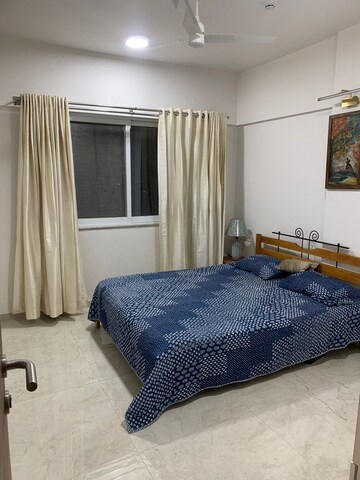 Bedroom in 2 BHK Apartment at Raheja Vistas Phase 3, Mohammadwadi – for Rent