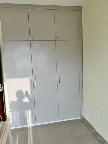 Furnished Amenities in 3 BHK Apartment at Puri Pranayam, Sector 82 – for Rent