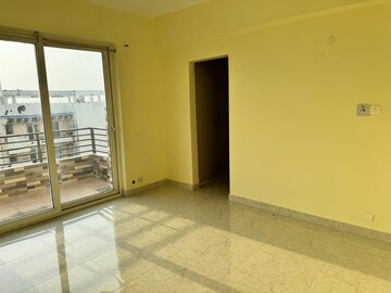 Room in 3 BHK Apartment at Puri Pranayam, Sector 82 – for Rent