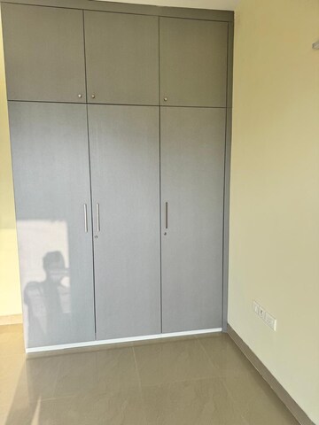 Furnished Amenities in 3 BHK Apartment at Puri Pranayam, Sector 82 – for Rent