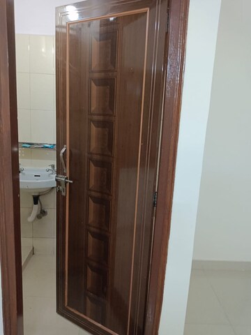 Bathroom in 2 BHK Builder Floor at Lajpat Nagar 4 – for Rent
