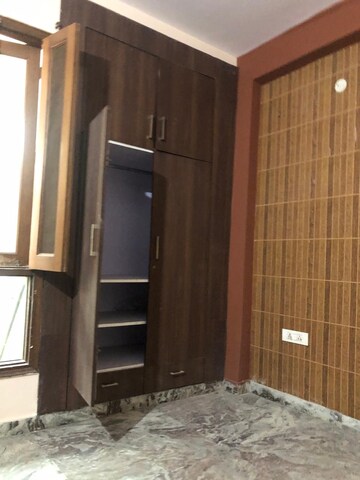 Living Room in 2 BHK Builder Floor at Sector 46 – for Rent