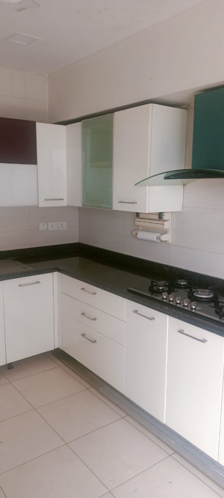 Kitchen, tata-raheja-raisina-residency 5 Bedroom 5953 Sq.Ft. Apartment In Sector 59 Gurgaon 8004716