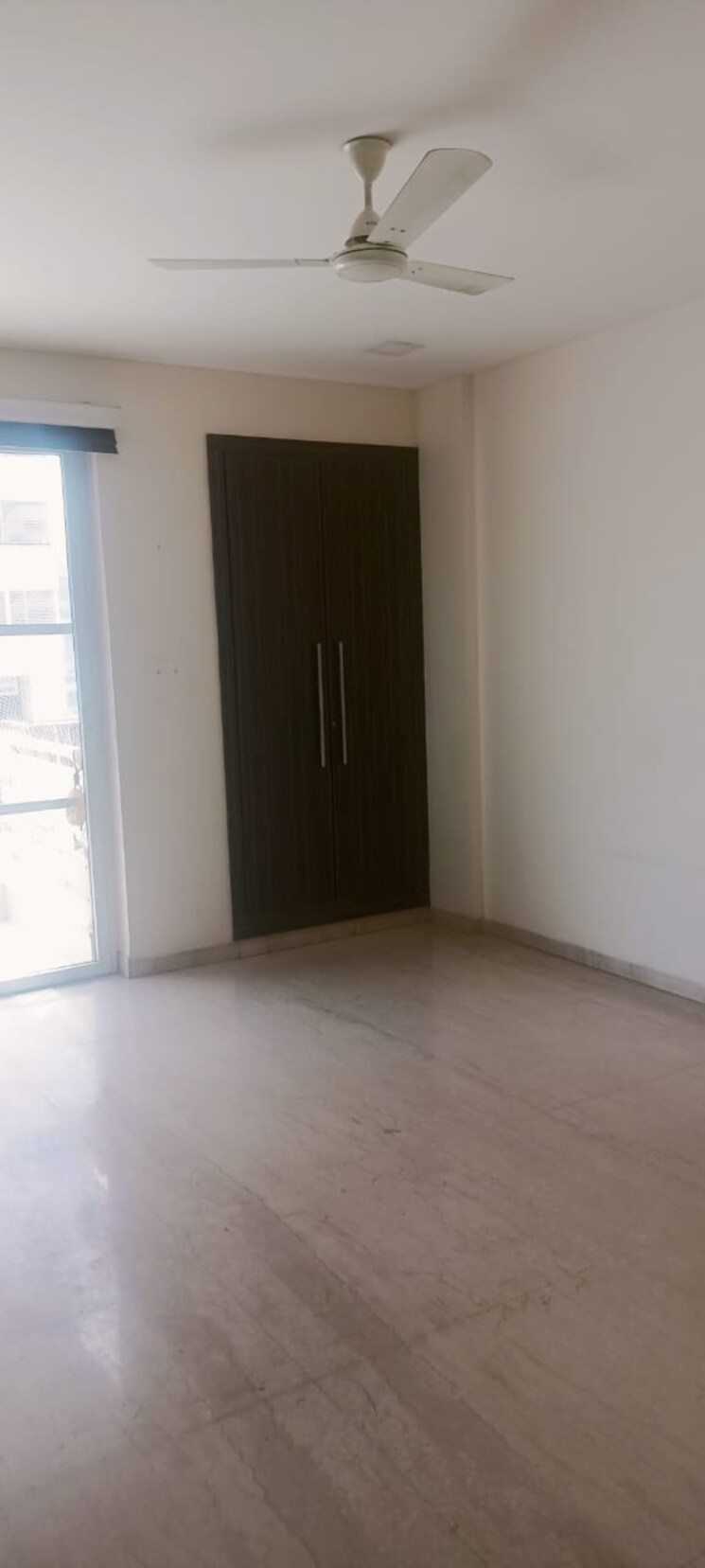 Room, tata-raheja-raisina-residency 5 Bedroom 5953 Sq.Ft. Apartment In Sector 59 Gurgaon 8004716